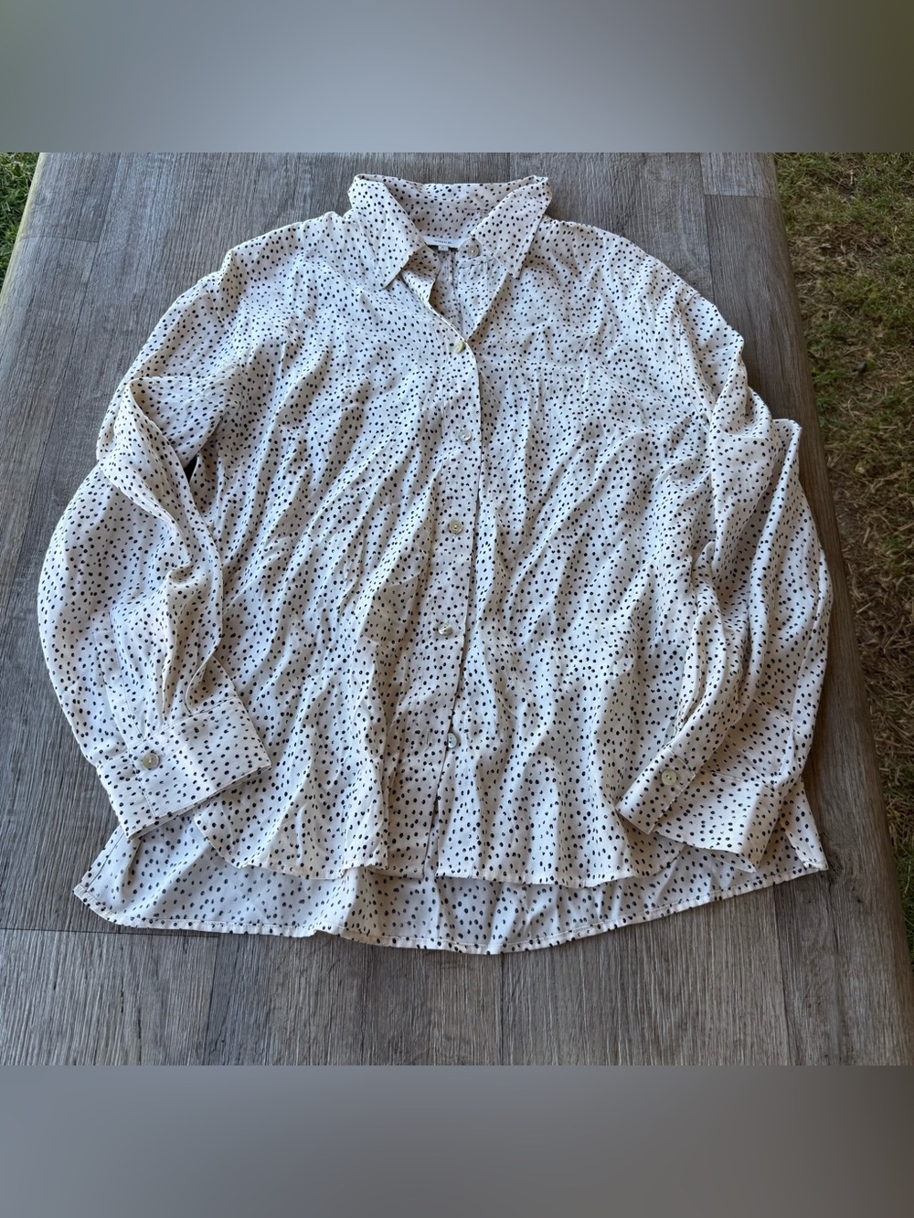 Vince Ditsy Dot Blouse in Chiffon Button Front Long Sleeve Silk Blend Size M